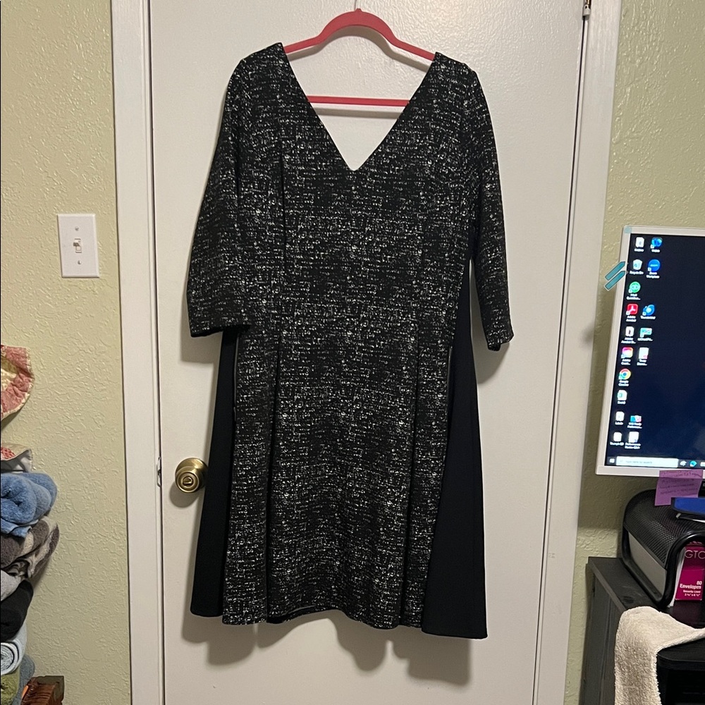 Lane Bryant Black and Gray 3/4 Sleeve Dress